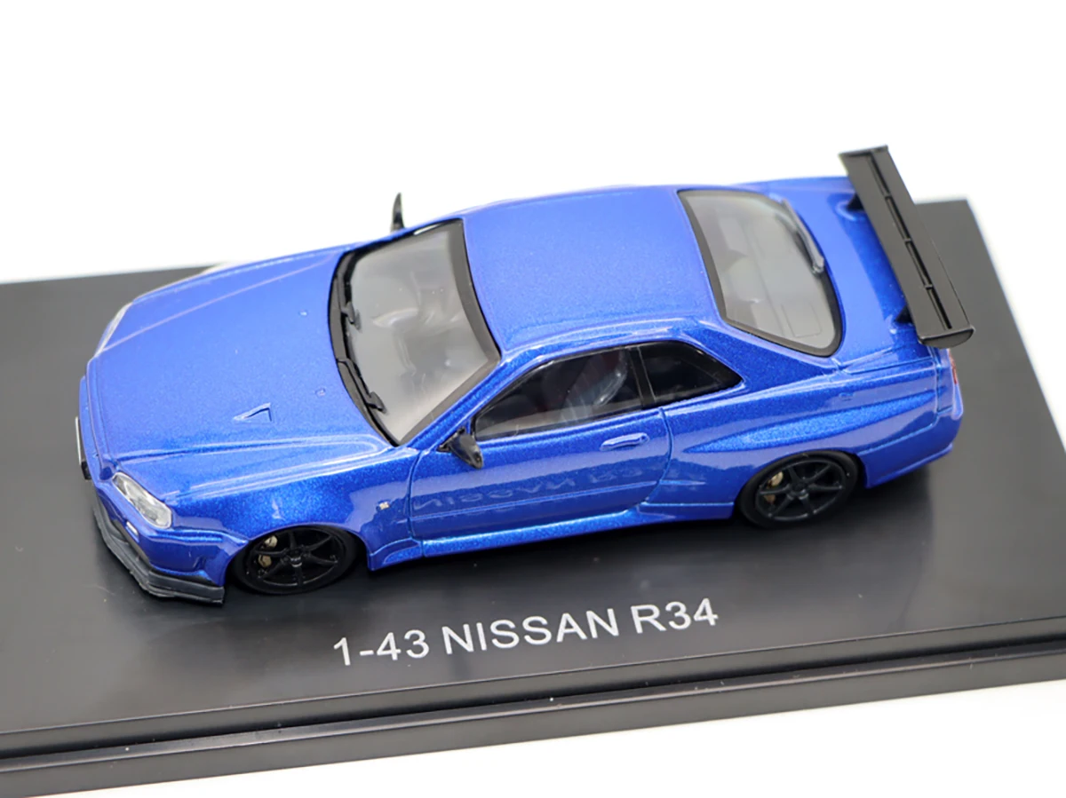 Die-cast Nissan Gt-r R34 Classic Sports Car 1:43 Scale Alloy