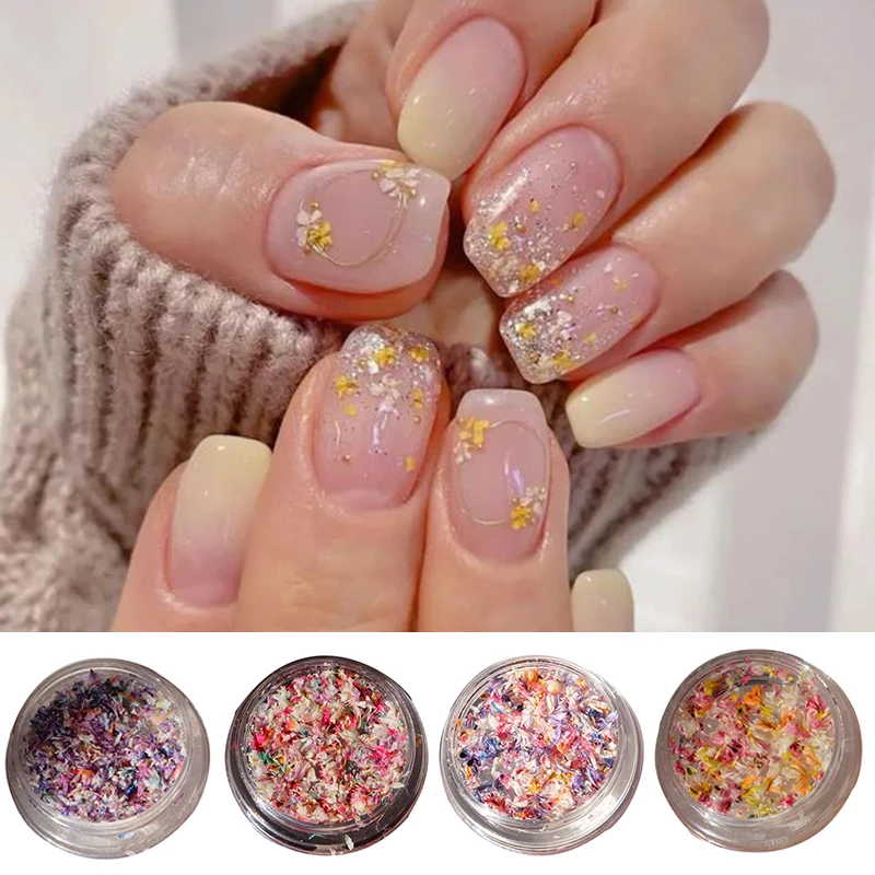 40+ Glam Dried Flower Nail Designs For Spring 2020 - The Glossychic |  Manicura de uñas, Uñas acrílicias de gel, Uñas de maquillaje