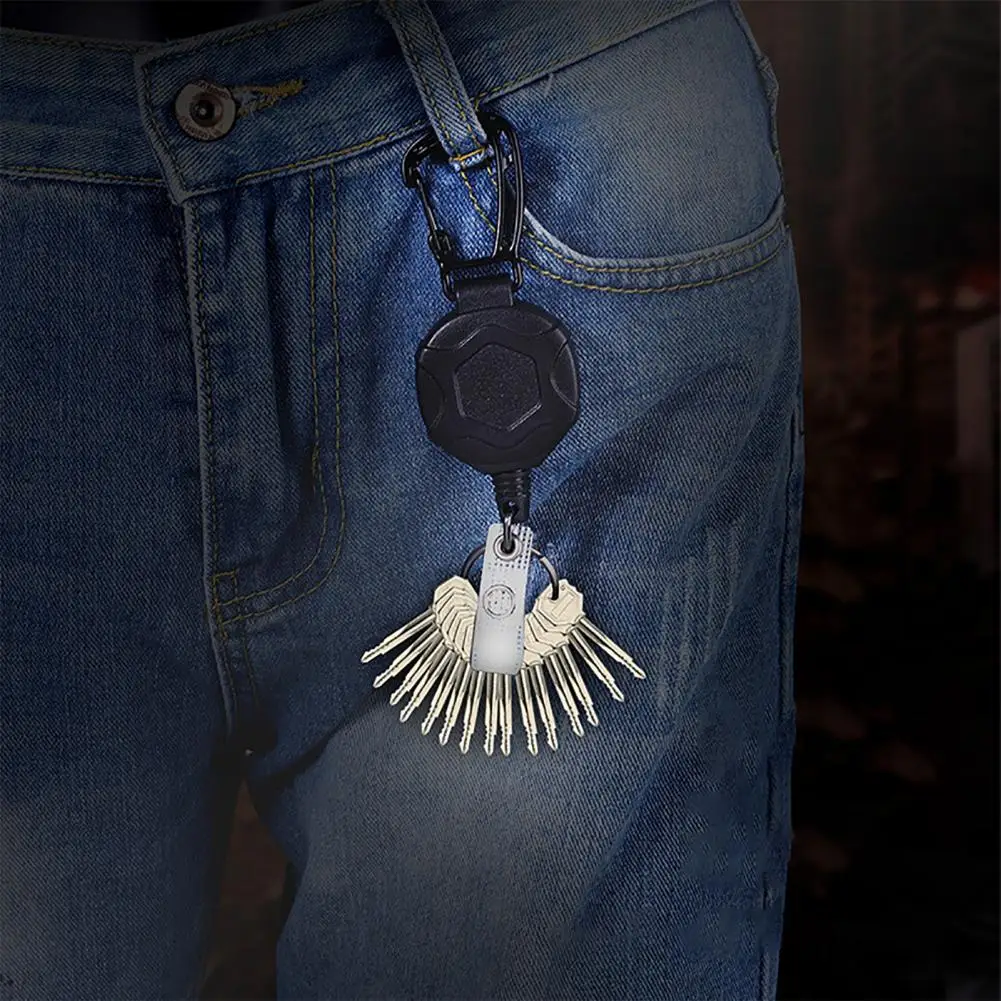 

Anti-lost Badge Buckle Easy-pull Card Holder Heavy Duty Stainless Steel Id Badge Holder with Retractable Reel Vertical Lanyard