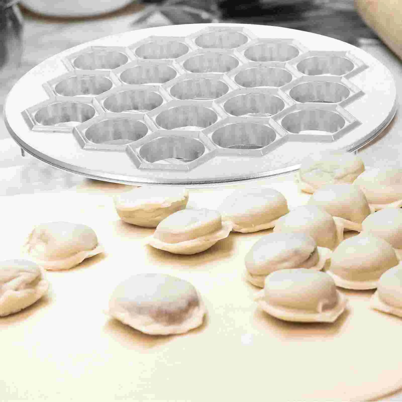 

Metal Stamps Dumpling Making Mold Household Multi-hole Pelmeni Maker Dumplings Portable Russian Ravioli Kitchen Molds