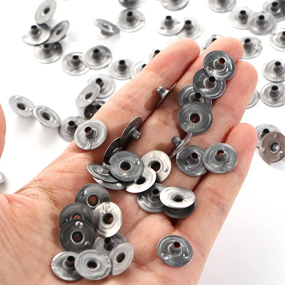 

100Pcs Craft Handmade Candle Making Tools Metal Holder Wick Tabs Candle Wick Sustainer Stand Base