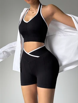 Ensemble d'exercices de gymnastique pour femmes, 2 pièces, combinaison de Yoga, Patchwork noir et blanc, haut à licou à la mode, short respirant taille haute