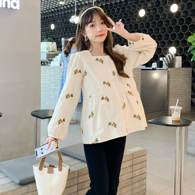 Spring Fall Korean Fashion Lady Blouse Flowers Embroidery Long Sleeves Square Neck Loose Maternity Blouse Pregnant Women