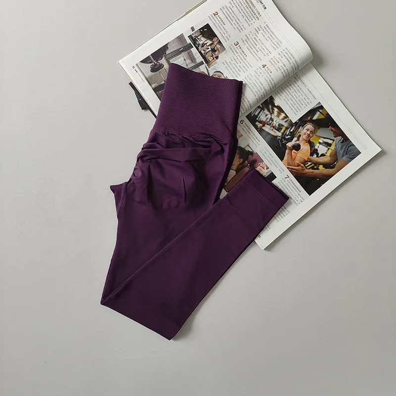 بنطلون رياضي نسائي بدون خياطة بخصر عالٍ ورفع للأرداف، بنطلون خوخي الشكل للجري والتمارين واليوغا، ليجنز ضيق للنساء