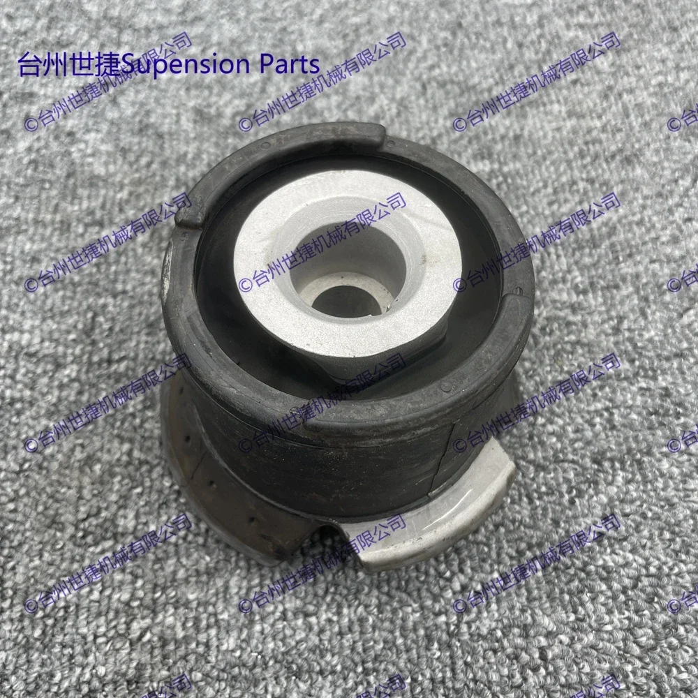 

Передняя подрамная Втулка заднего моста для Mercedes X164/W164/W166/W251 A1643510042