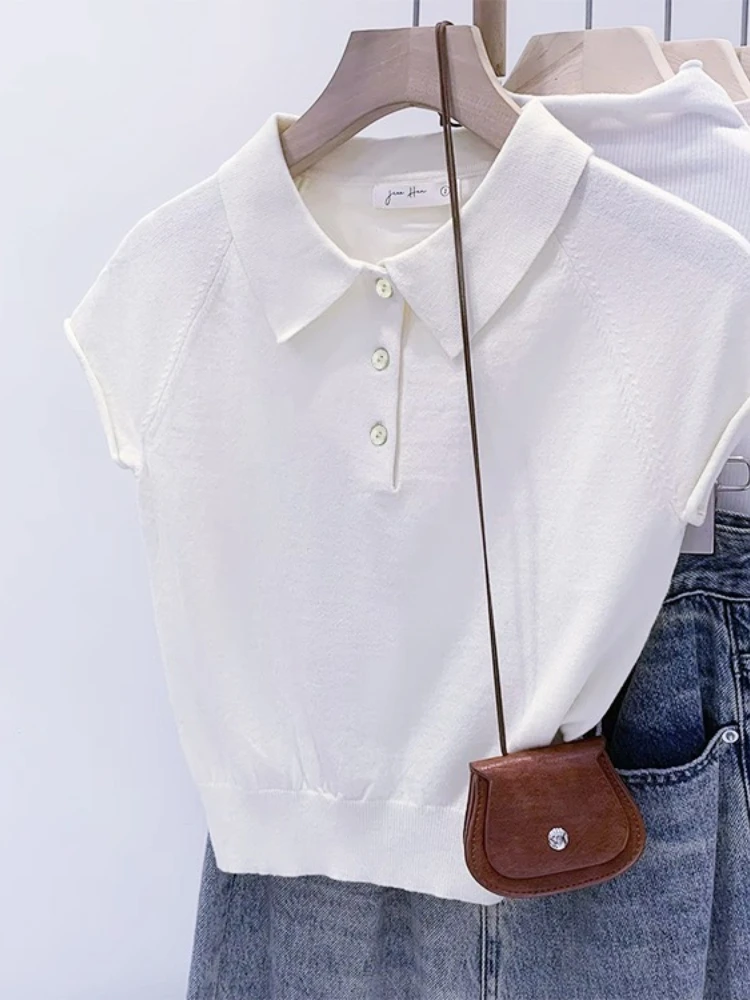 T-shirt in maglia a maniche corte con colletto polo da donna, grigio tinta unita, con bottoni frontali, elasticizzata, leggera, casual, estiva - immagine 6