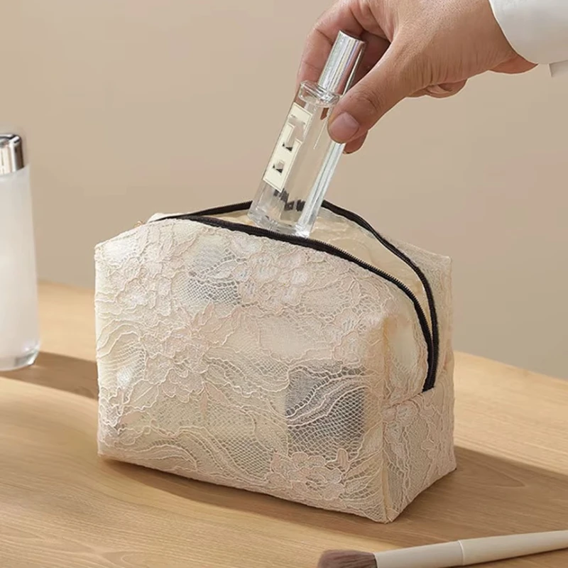 Lace Mesh Women's Makeup Bag Large Capacity Cosmetic and Jewelry Organizer Bag Zipper Square Portable Toiletry Bag Makeup Case