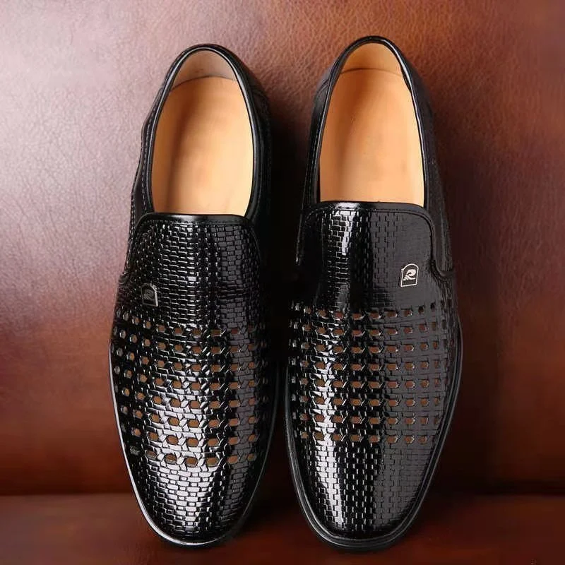 Leather Shoes Summer New Style White Mens Dress Shoes Hollow Out Business Mens Summer Dress Sandals Slip on Flat Shoes