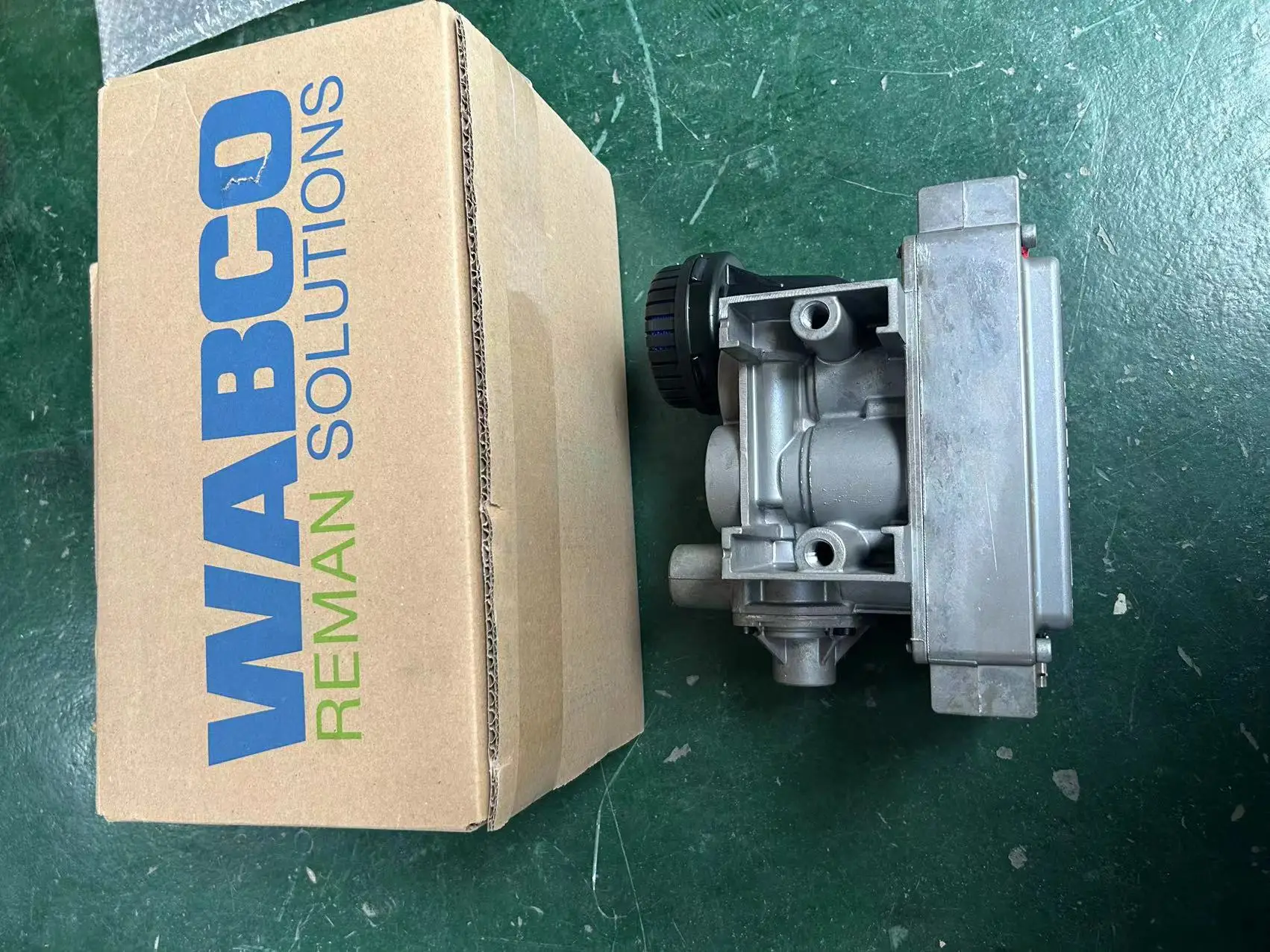 

480103015R A0004292624 A0004291924 4291924 4292624 European truck Parts M-AN M-ERCEDES-B-ENZ