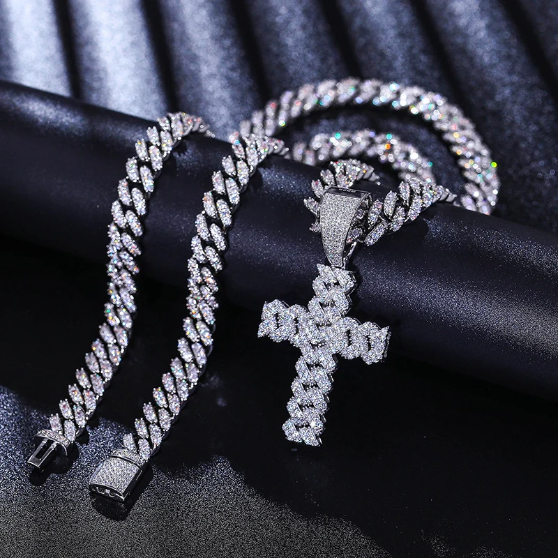 Sterling Silver Moissanite Cross Pendant | 925 Sterling
