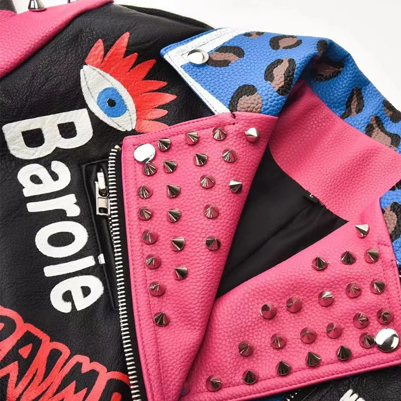 Punk Rivets Cropped Motorcycle Jacket Women 2024 Trend Streetwear Graffiti Print Contrast Stitched Faux Leather Jacket