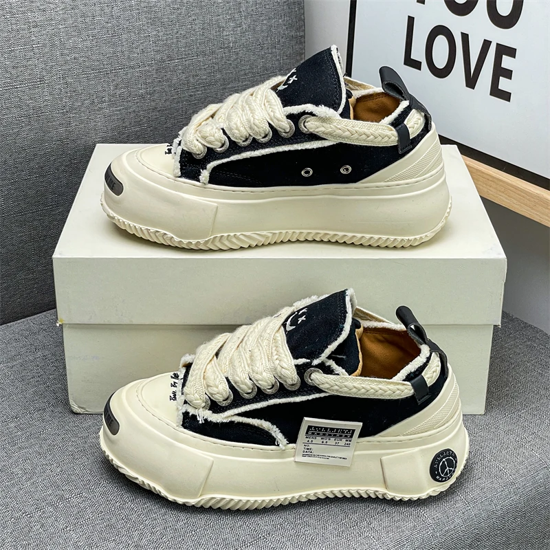 Small fragrance is durable, comfortable, thick-soled, and the couple's heightened color-changing large round toe shoes, the new