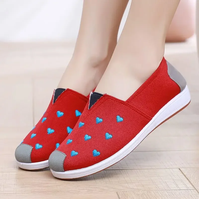 Veowalk Handmade Women's Spring Beautiful Folk Embroidery Flat Shoes Comfortable Soft Canvas Shoes Old Beijing Flat Shoes