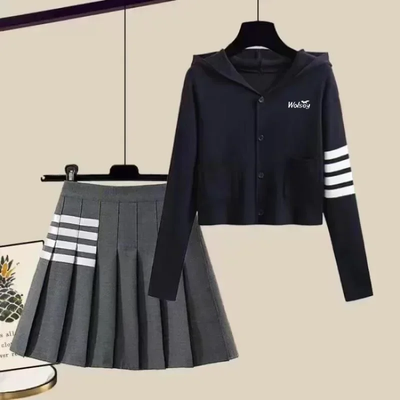 Sports Skirts Women Yoga Suit Set Women's Golf Clothing Golf Skirts and Top Suits Knitwear Sweater Two Piece Tennis Wear