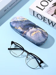 Chic Graffiti Ripple Print Fashion Glasses Case - Durable, Waterproof, and Portable Eyewear Holder (Grey)
