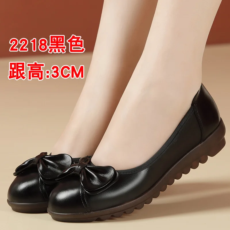 Tendon Bottom Mother Shoes Soft Leather Soft Bottom Comfortable Middle-Aged And Elderly Women'S Leather Shoes Flat Peas Single 6
