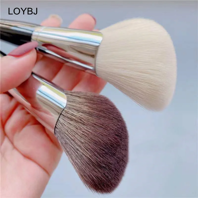 Face Contour Makeup Brush Set Fan-shaped Professional Powder Blush Highlighter Bronzer V Face Silhouette