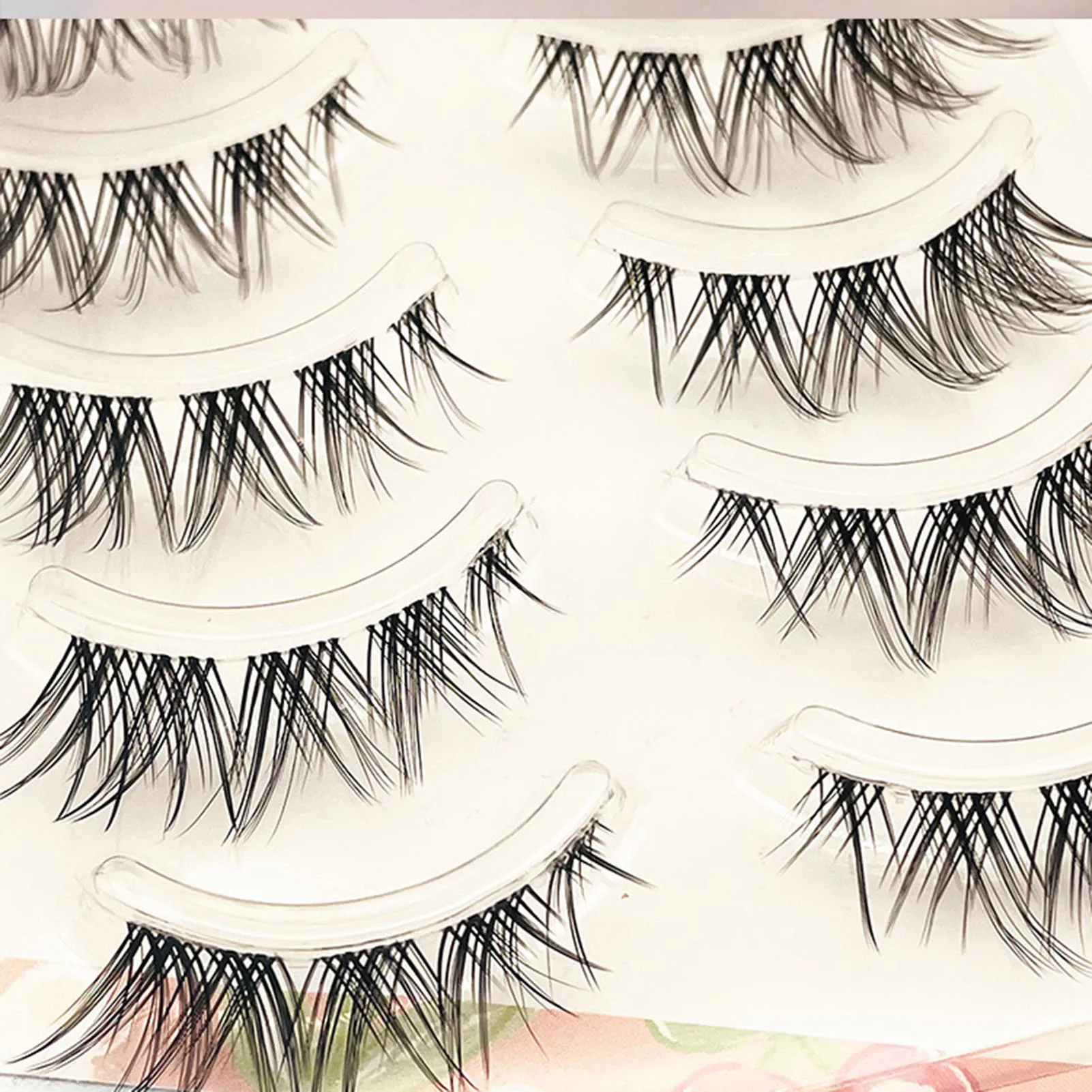 

Manga Eyelash extensions Clear Band Grafting Eyelashes Soft Sharpened Tips Natural Look Lashes for Cosplay Party Makeup