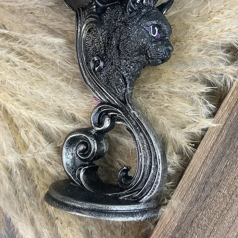 Description Picture 5 of itemSkull Skull Goblet Personalized Retro Cocktail Red Wine Glass Resin Wine Glass Gothic Movie Peripheral Cup Coffee Cup