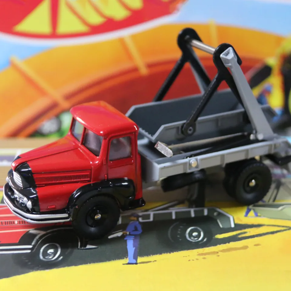 Die Cast 1/43 Scale DINKY TOYS Vintage Oil Tank Truck Trailer