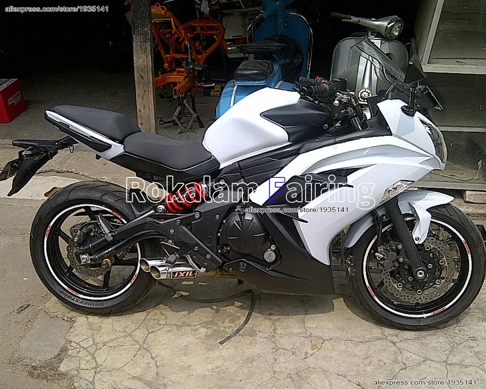 

For Kawasaki Ninja ER-6F 2012 2013 2014 2015 2016 ER6F 12 16 ER 6F 650R White Black Motorcycle Fairing (Injection molding)