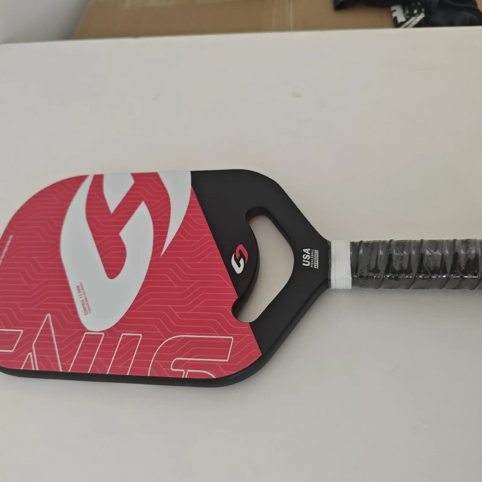Pickleball Paddle with Carbon Fiber Surface Honeycomb Core for 