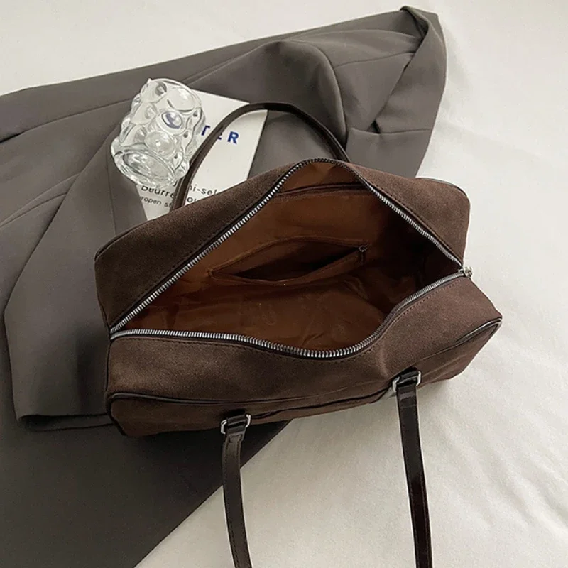 Casual Large Capaci Suede Bag Women 2026 New Autumn and Winter Retro Brown Commuter Shoulder Bag Pillow Bag Purses and Handbags