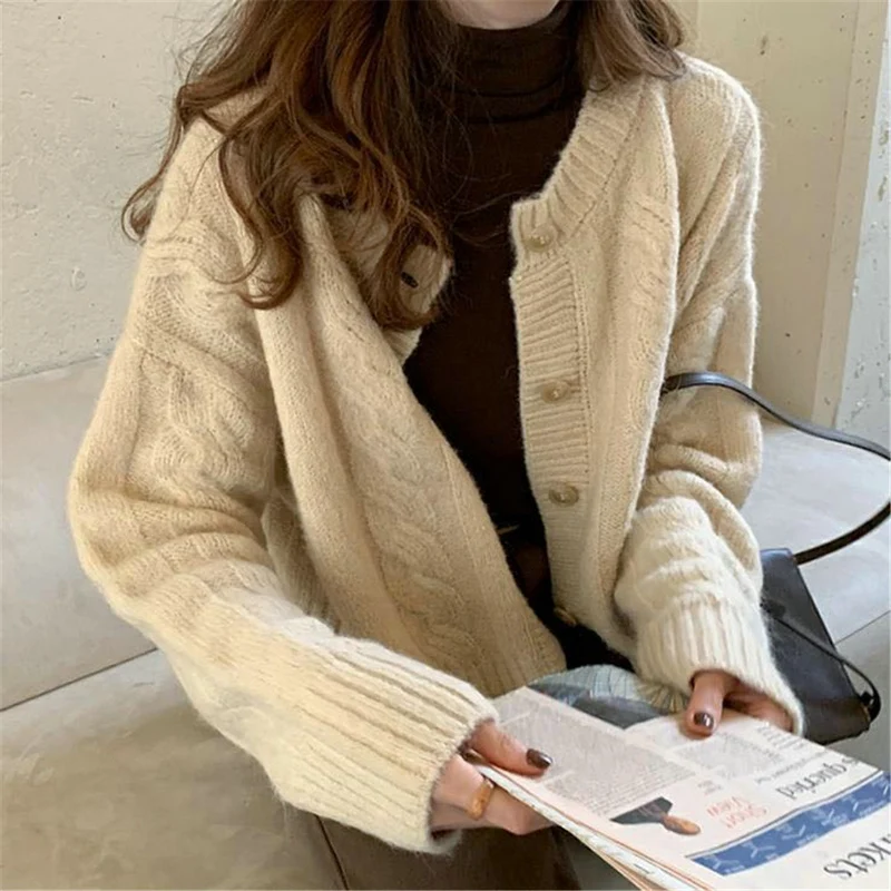 Women's Casual Knitted Crew Neck Cardigan Sweater Long Sleeve Slim Fit Sweater Fashio Women's Clothing