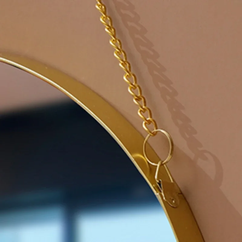 Рисунок 6 - Креативные настенные декоративные зеркала