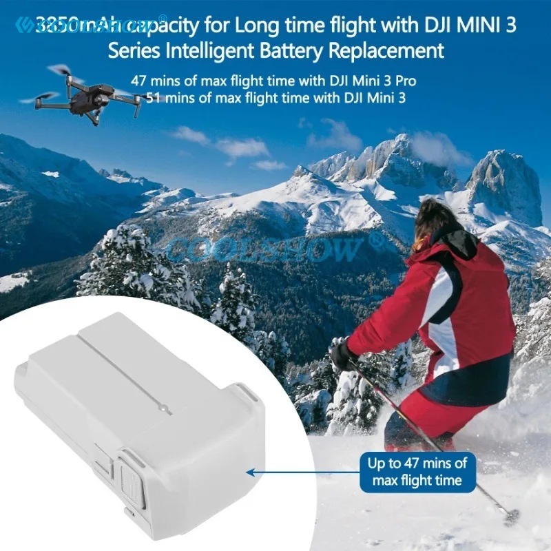 Deux batteries DJI Drone insérées dans un chargeur double, accessoires supplémentaires visibles, achetez des batteries et chargeurs pour DJI drone lot de 1 à 4.