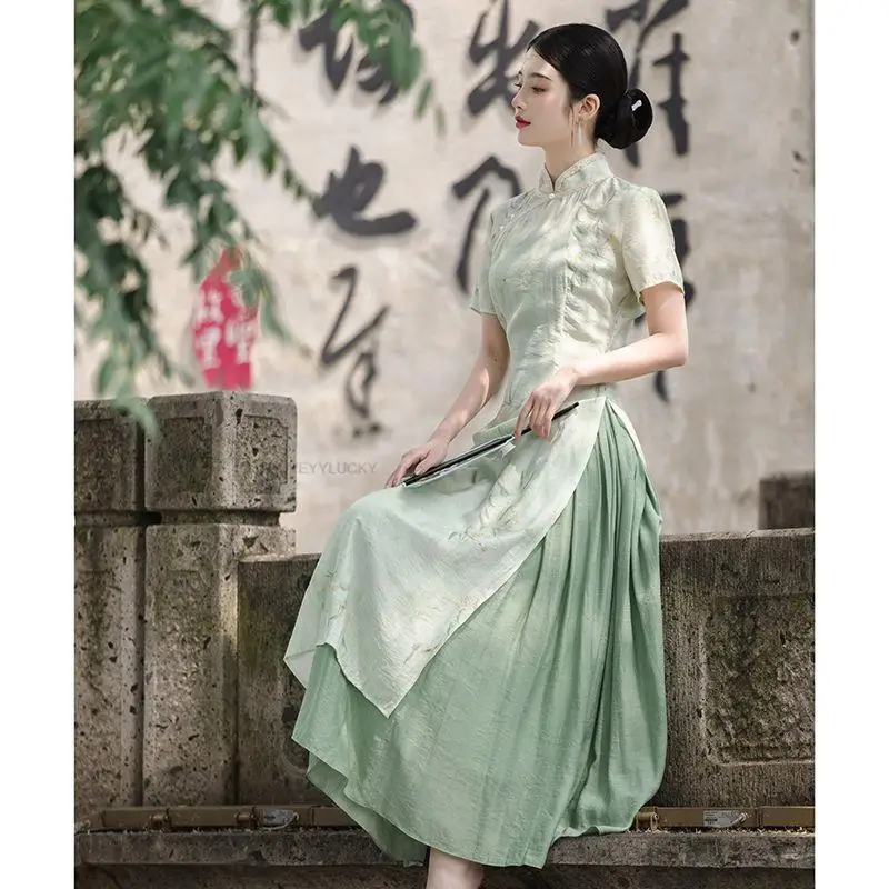 Рисунок 3 - Элегантное китайское платье-Ципао в молодежном стиле