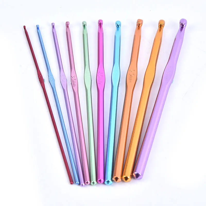 1PCS 3.5-5mm Sizes Aluminum Crochet Hooks Sewing Needles Knitting