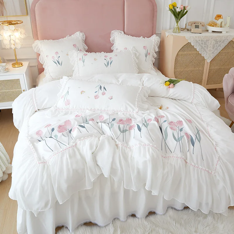 Lace Ruffles Bedding Set Luxury Cotton Flower Embroidery Bedclothes Girls Full Size Quilt Cover Sets Queen King Bed Linen Sets