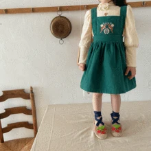 

Kids fashion cartoon embroidery overalls dresses baby girl fashion loose cotton suspenders dress princess party dress