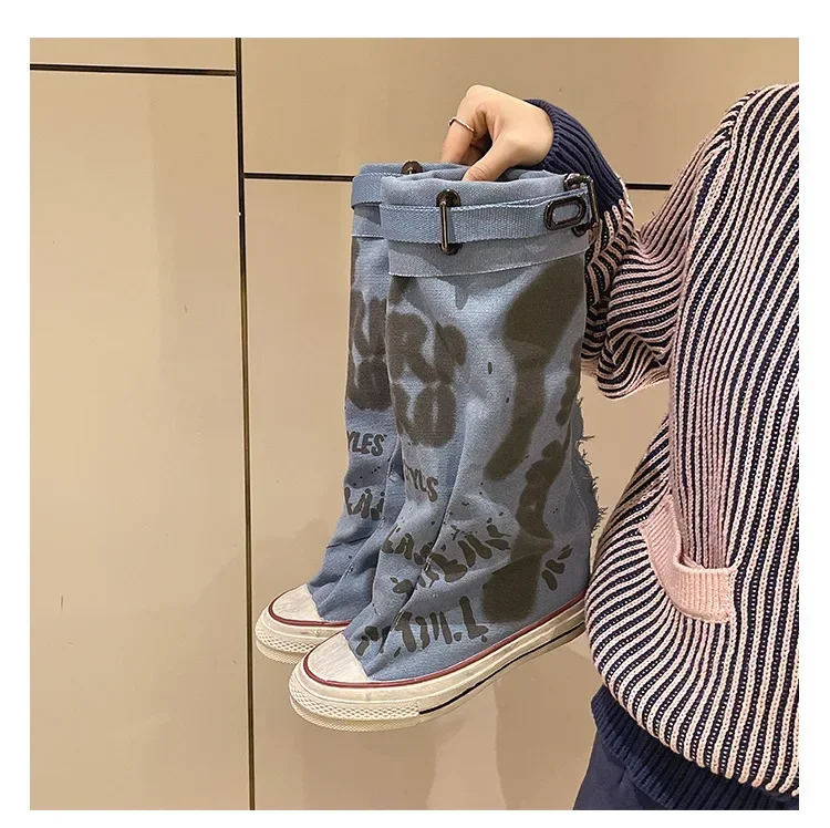 Graffiti Mid Calf Canvas Shoes 21