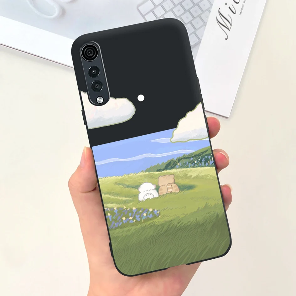 Stylish Shockproof Silicone Case with Fashionable Design