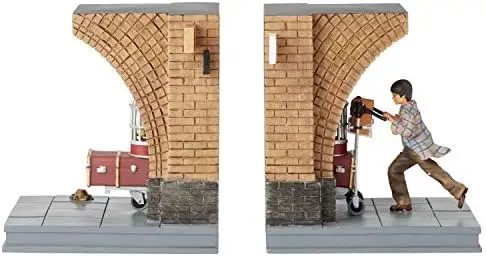 

Wizarding World of Platform 9 3/4 Decorative Bookends, 7.01 Inch Round mirror plate Plastic mirror Wall mounted mirror Cloud mi