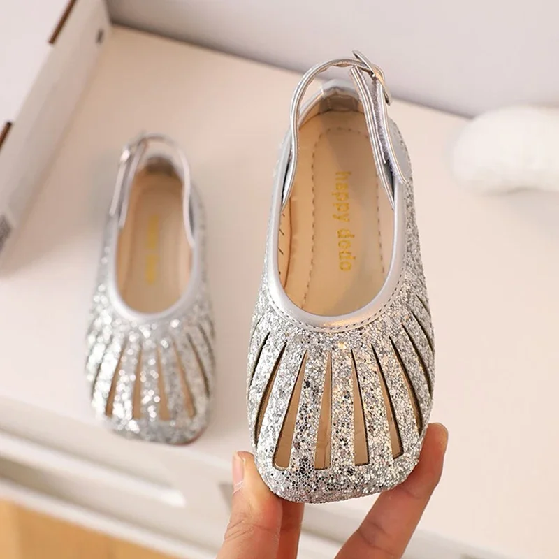 

0-12T Classic Girls Sequin Shoes Hollow Baby Princess Dress Kids Sandals Beach Shoes Slippers School Casual Shoes Flats Footwear