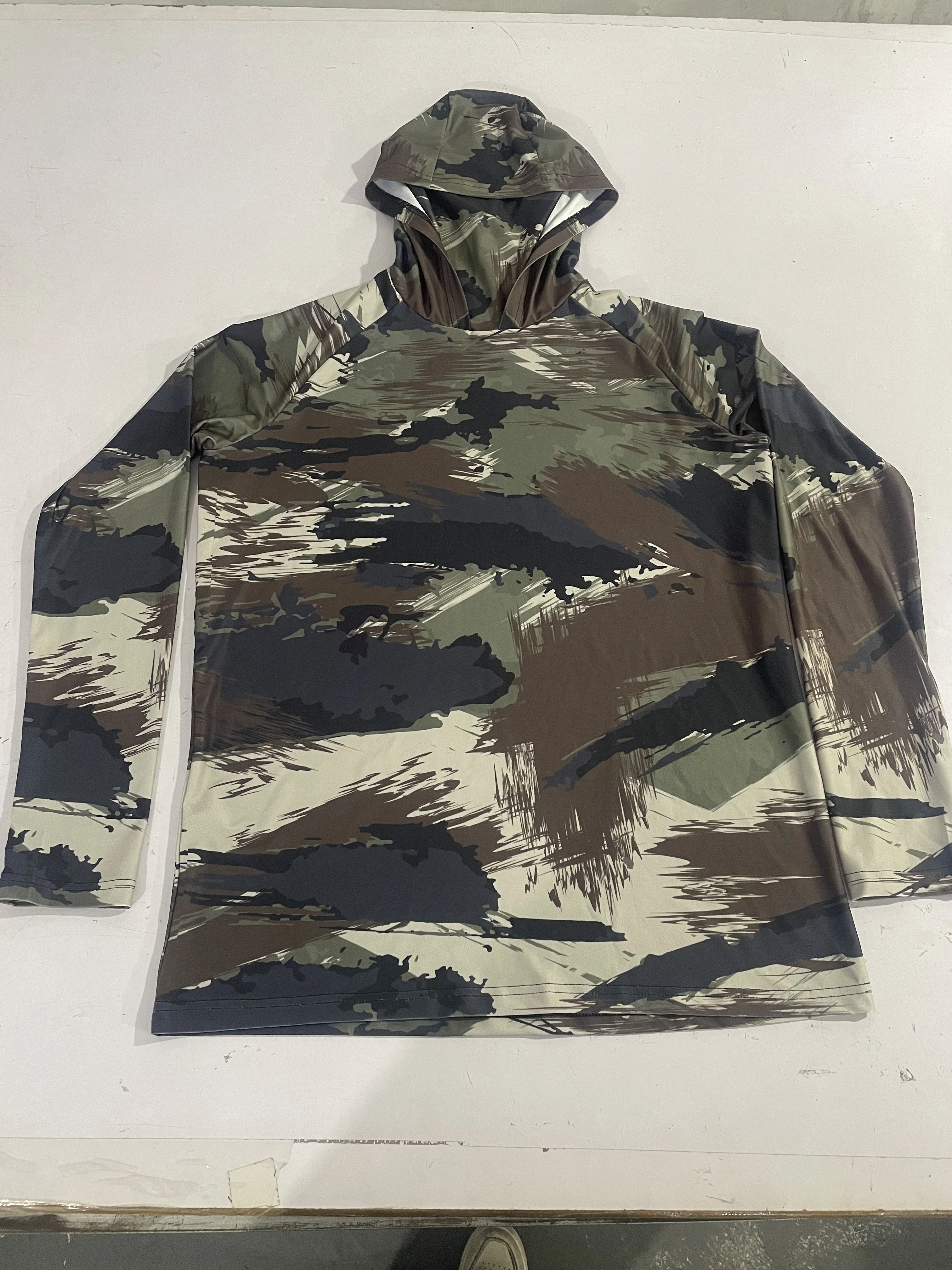 2024 새로운 남성 후드 위장 낚시복 정장 야외 스포츠 캠핑 등산복 선 스크린 통기성 훈련복