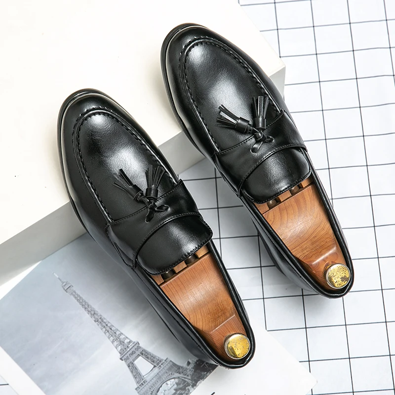 Spring New Tassel Leather Shoes Loafer Shoes Men Slip On Driving Mens Comfortable Leather Shoes For Men Fashion Man Casual Shoes