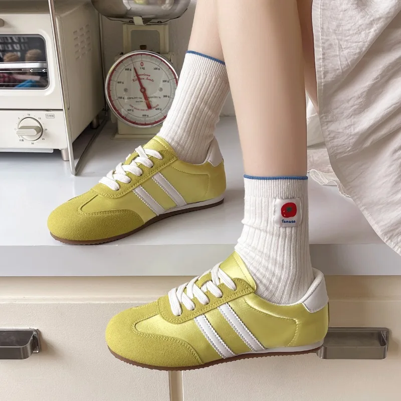 

Genuine Leather Ladies Moral Training Shoes Moral Training Shoes Round Toe Couple Retro Sports Sneakers Casual Flats Shoes