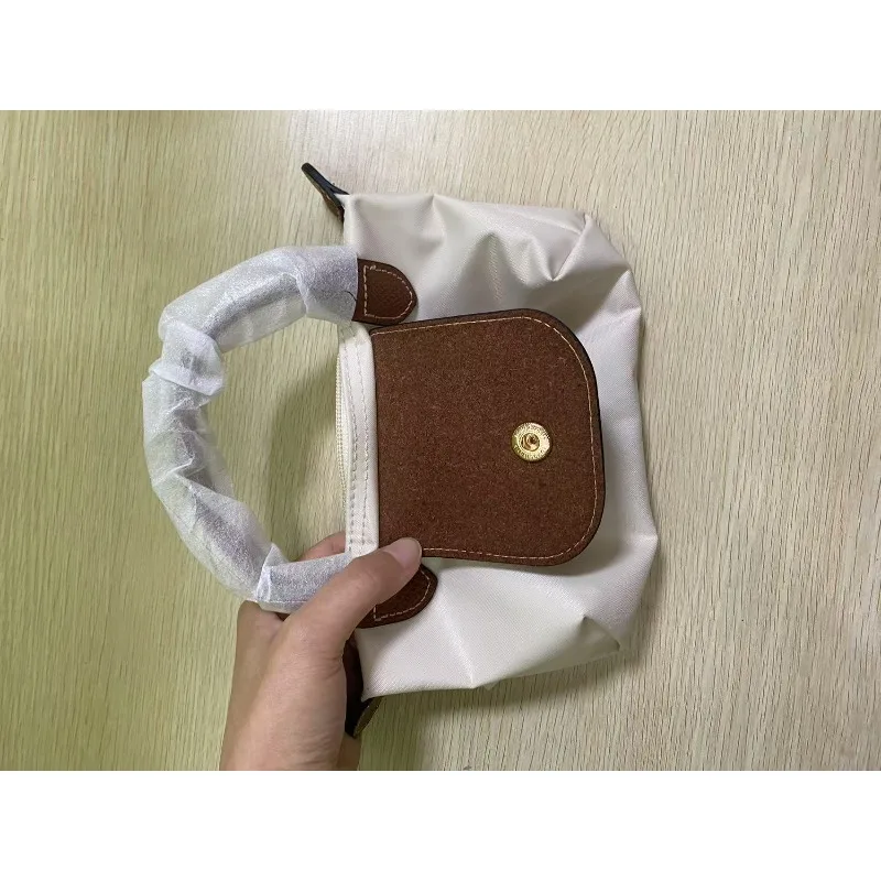 Bolso de mano para mujer, nuevo estilo otoño 2026, bandolera de nailon, correa de hombro multifunción ajustable, mini bolso estilo dumpling Y2K