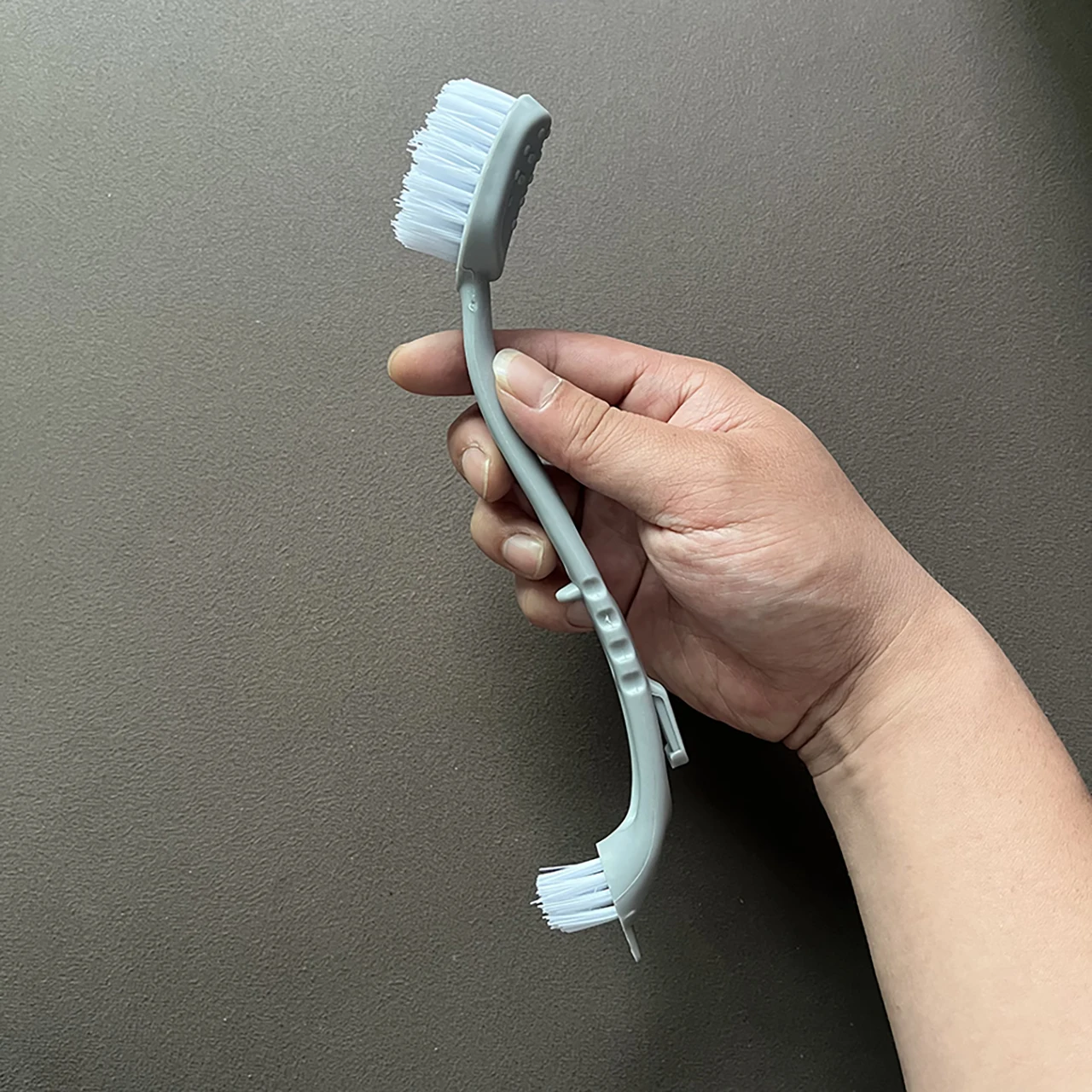 1pc, Dual-Headed Long Handle Cleaning Brush, Soft Bristle Shoe Brush, Shoes Cleaning Brush, Stains Removal Brush, Multifunctiona