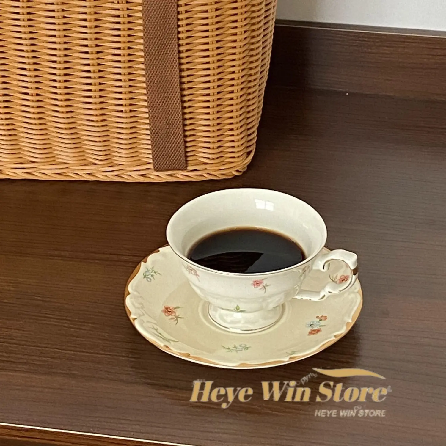 كوب النمط الاوروبي