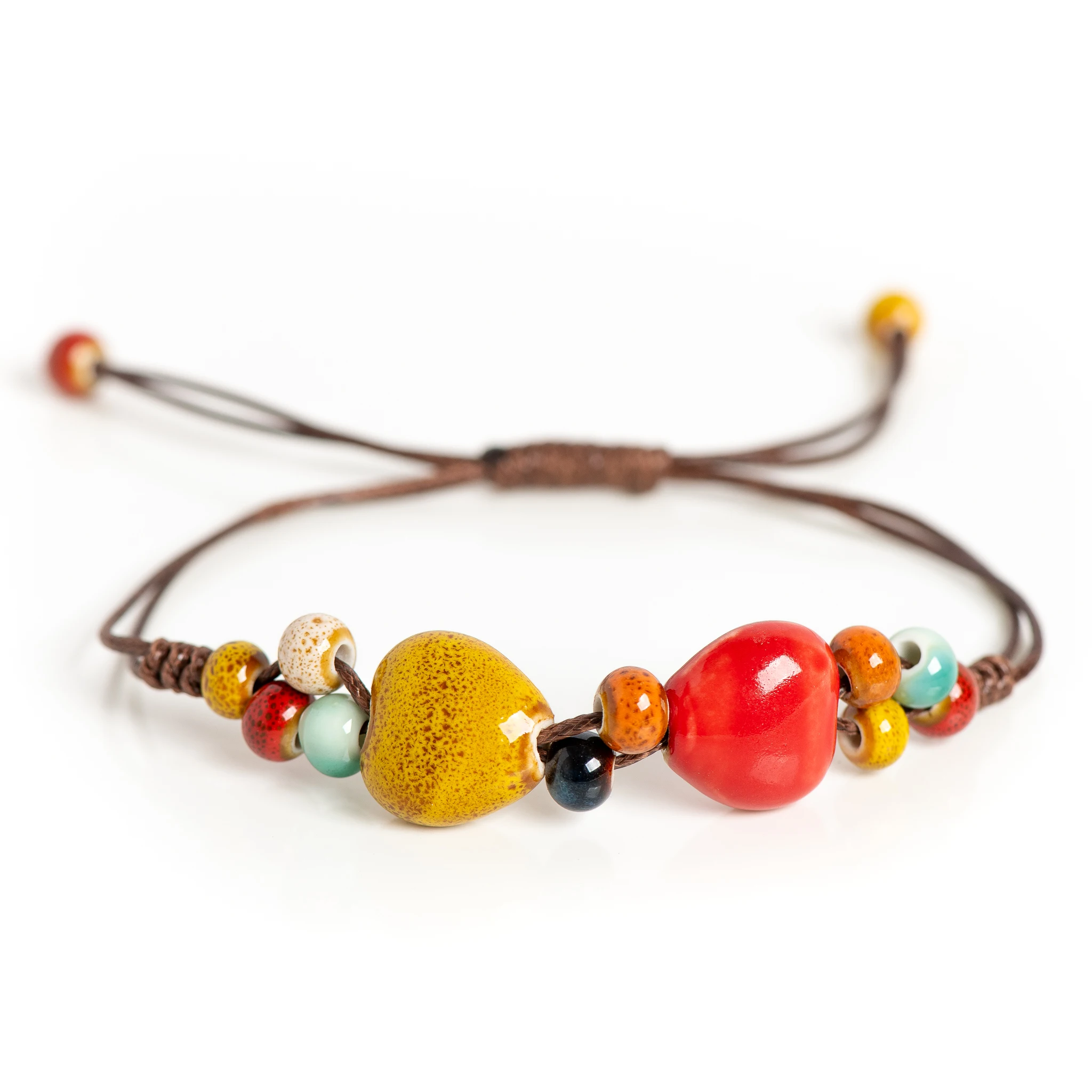 Handgefertigtes Herz-Armband aus Keramik mit verstellbarer Kordel im Boho-Stil, 15–25 cm