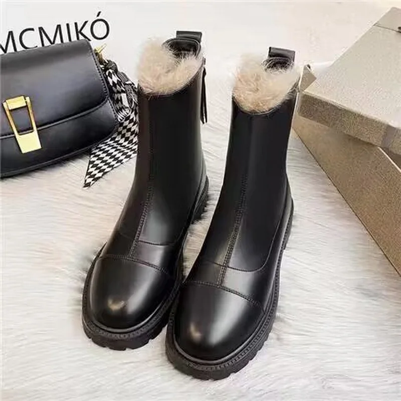 Winter Women & Girls Snow Boots Fashion Female Soft Leather Shoes Size 35-40