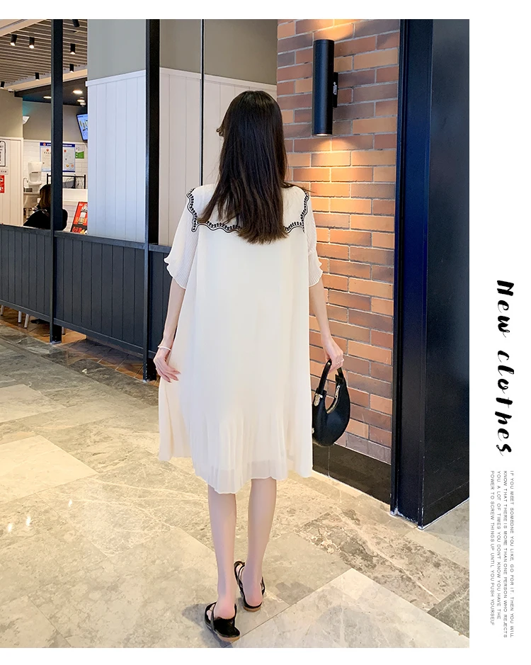 2024 Summer Fashionable Short Sleeve Pleated Maternity Dress Block Color Peter Pan Collar Pregnant Woman Chiffon Dress Wholesale