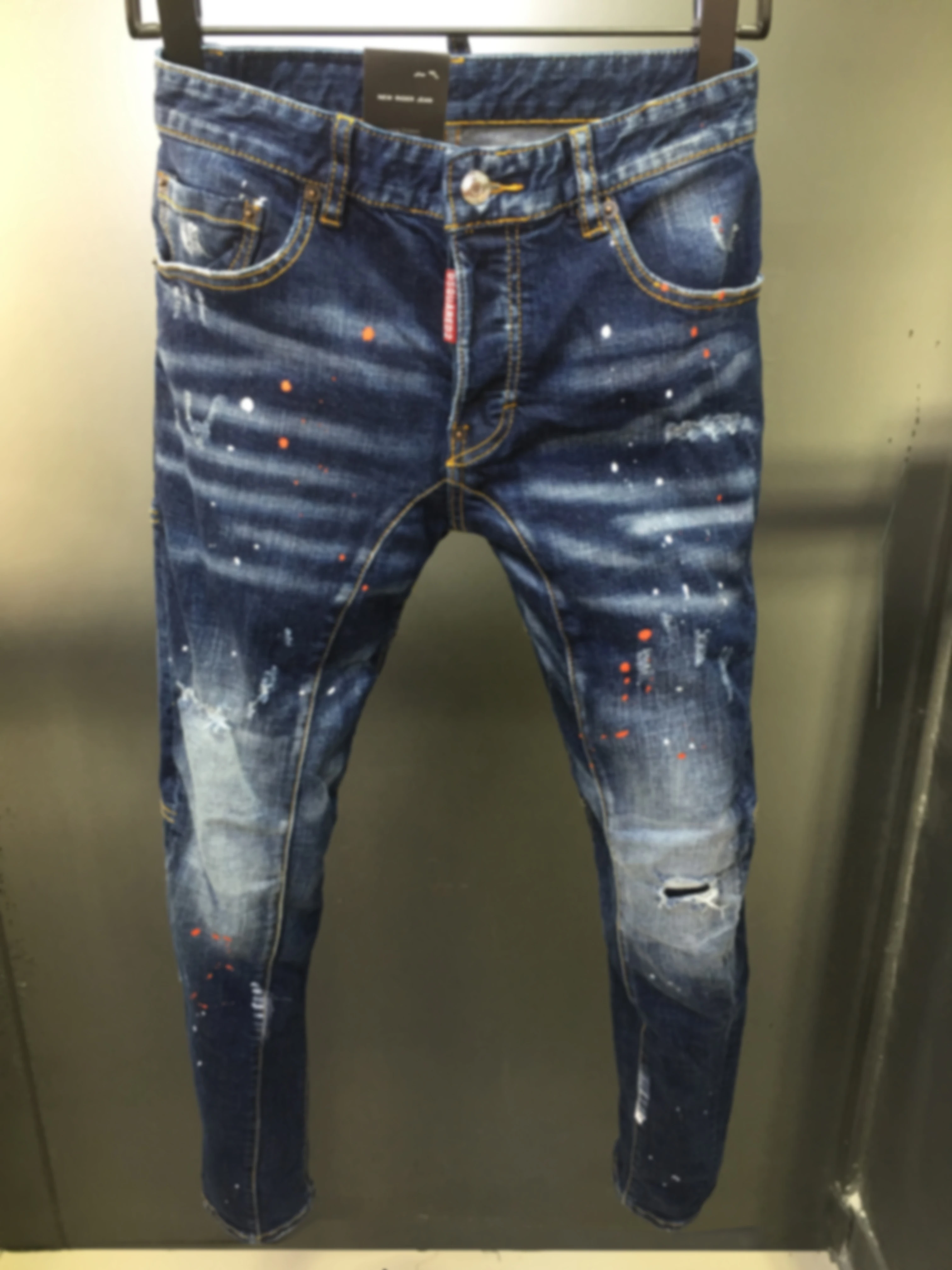 Spring and summer 2023 new D2 fashion men wash worn holes patch paint printing micro-bullet small feet blue jeans man