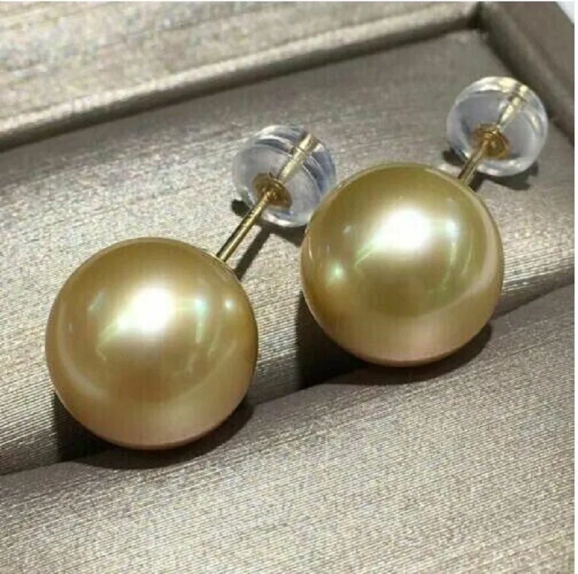 

AAAAA 10-11mm Round Natural Akoya White Pearl Earrings in 14K Gold