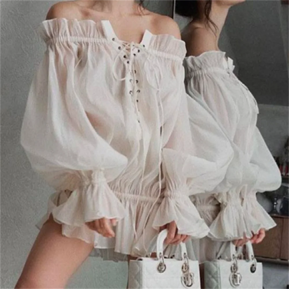 

Блузка на одно плечо с завышенной талией и рукавами-фонариками